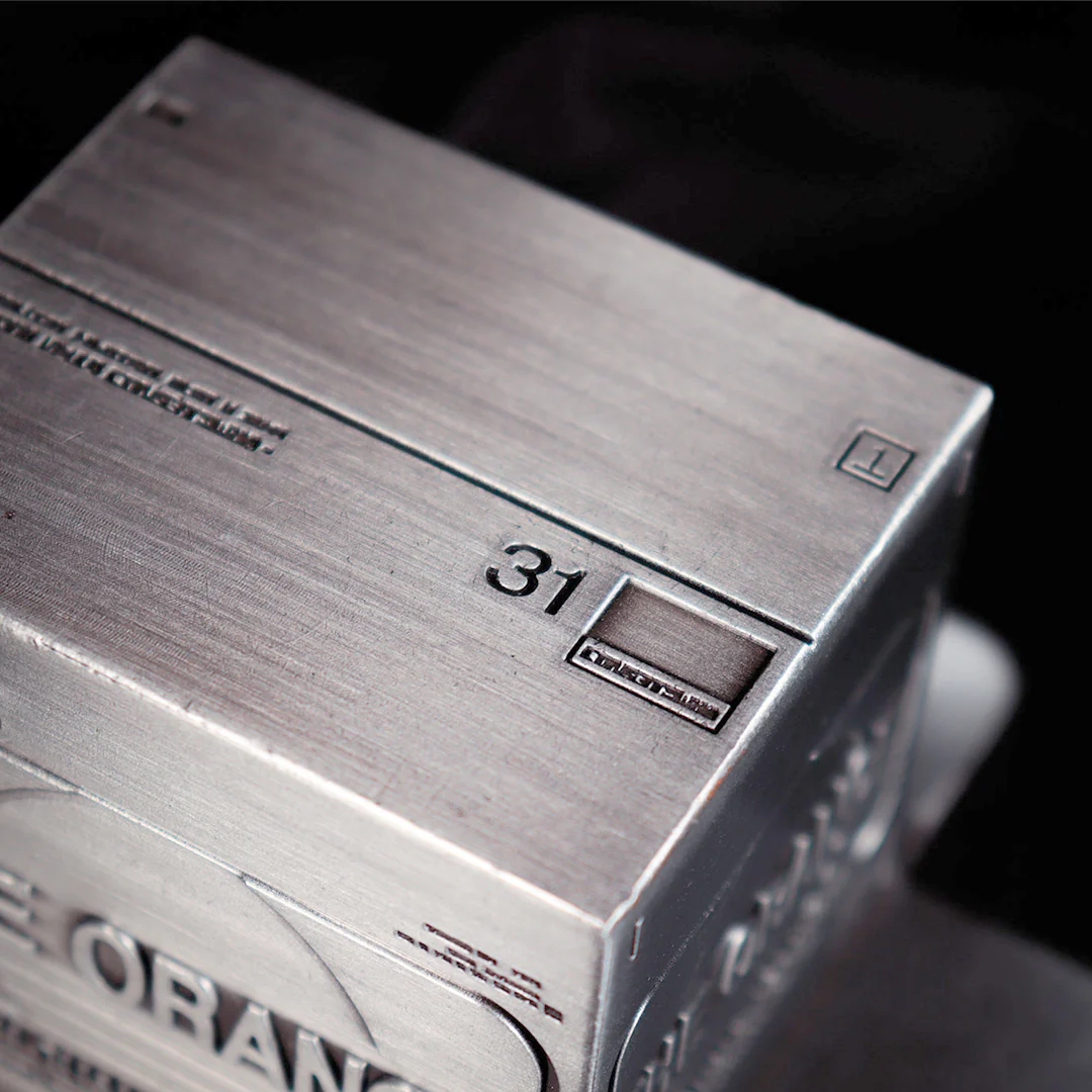 Metal Gear Solid 2 Replica Cardboard Box - Image 4