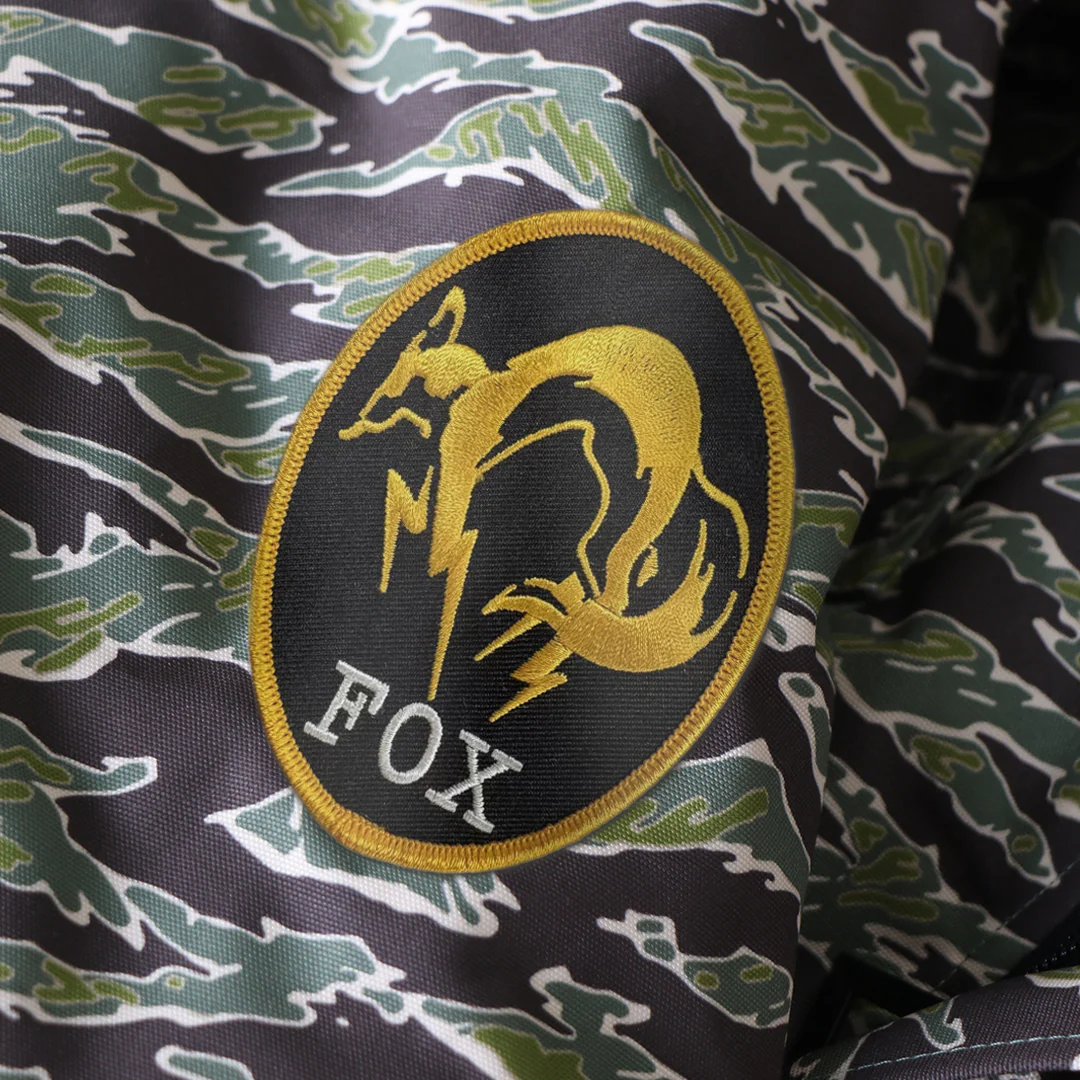 METAL GEAR SOLID Δ: SNAKE EATER Tiger Stripe Camo Outdoors Jacket - Image 5